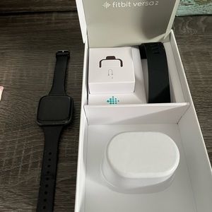 Fitbit Versa 2 Smartwatch